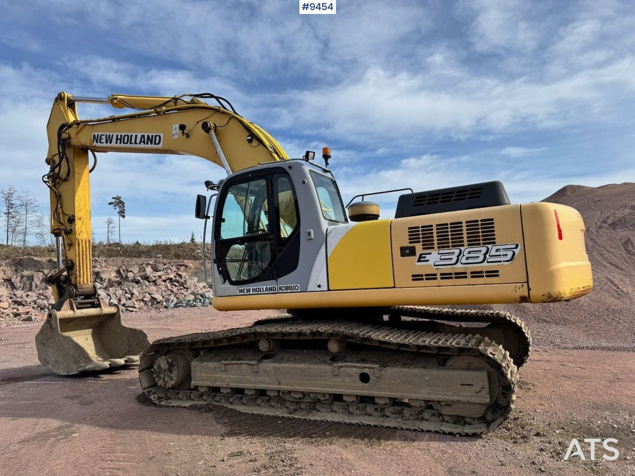 Excavator New Holland E385 - حفارات زحافة: صور 3 Excavator New Holland E385 - حفارات زحافة: صور 3