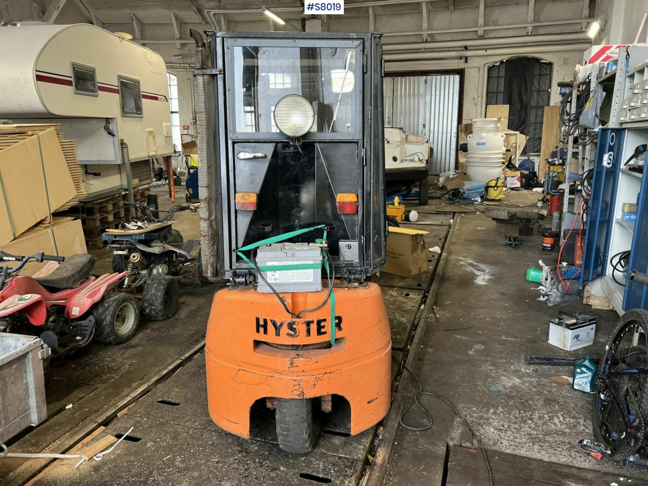 Forklift, Hyster, Petrol powerd - رافعة شوكية تعمل بالغاز: صور 4 Forklift, Hyster, Petrol powerd - رافعة شوكية تعمل بالغاز: صور 4