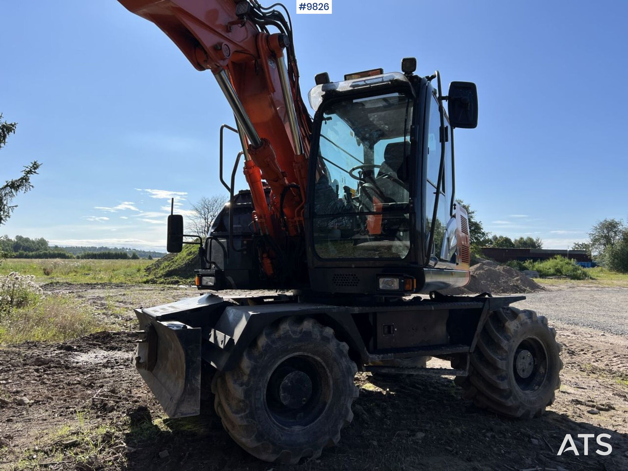 Hitachi ZX140 W-5B with rotor and planer bucket - حفارة على عجلات: صور 3 Hitachi ZX140 W-5B with rotor and planer bucket - حفارة على عجلات: صور 3
