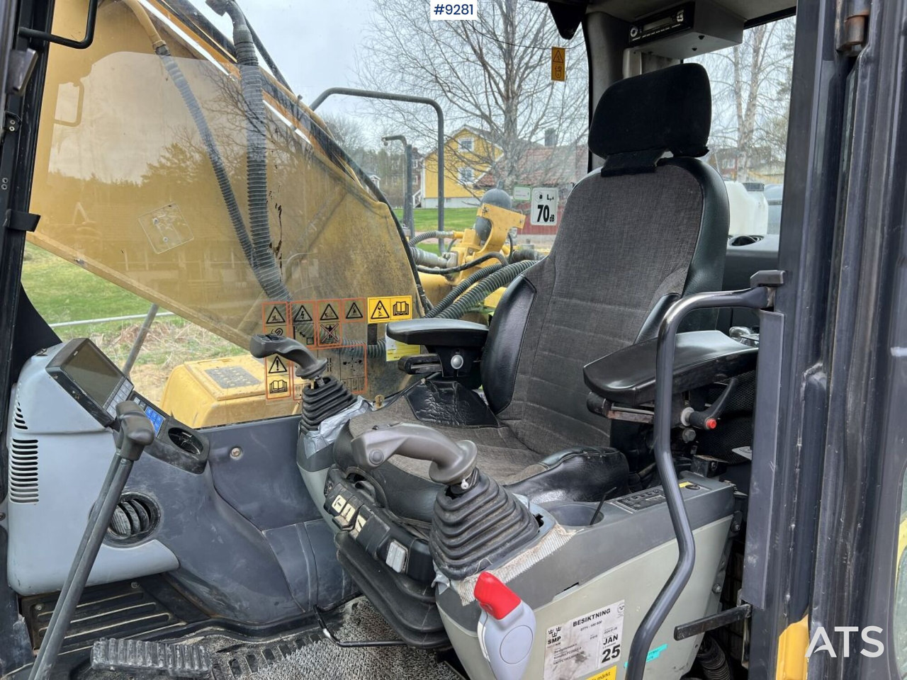 KOMATSU PC290 LC-3 Excavator (SEE VIDEO) - حفارات زحافة: صور 5 KOMATSU PC290 LC-3 Excavator (SEE VIDEO) - حفارات زحافة: صور 5