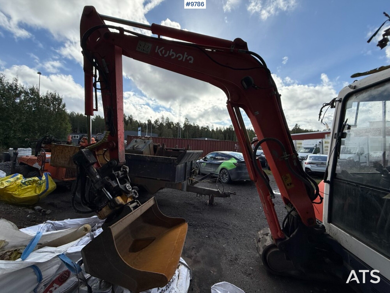 Kubota U45-3a crawler excavator with tiltrotator and buckets - حفارة مصغرة: صور 4 Kubota U45-3a crawler excavator with tiltrotator and buckets - حفارة مصغرة: صور 4