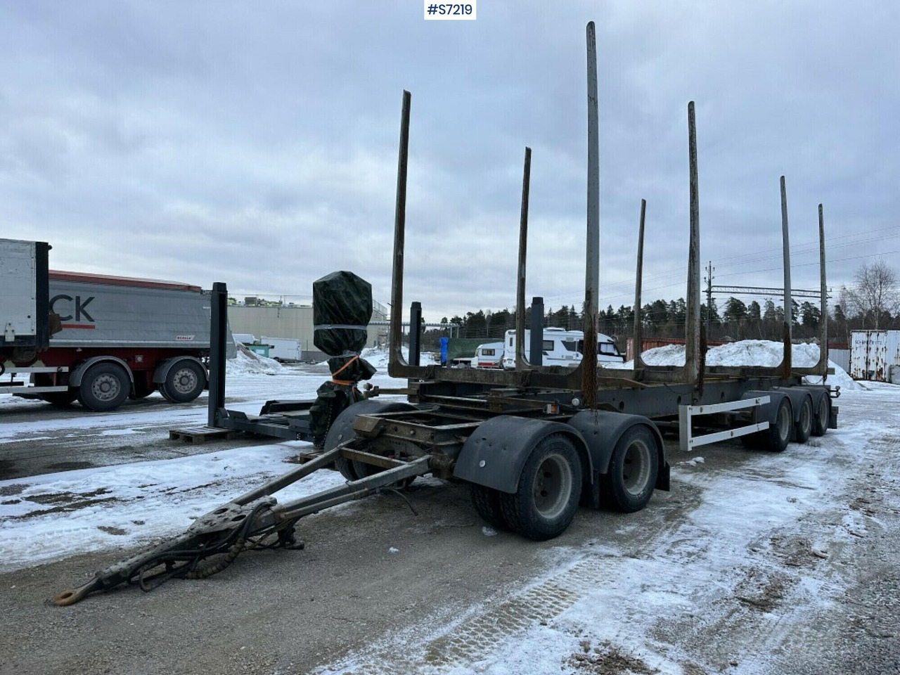 Logging trailer 5-axles, Parator SV 18-24 - مقطورة اخشاب: صور 1 Logging trailer 5-axles, Parator SV 18-24 - مقطورة اخشاب: صور 1