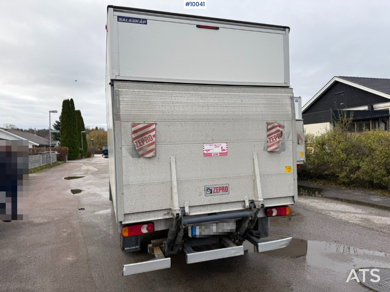 الشاحنات الصغيرة صندوق مغلق Nissan NV 400 with tail lift: صور 7