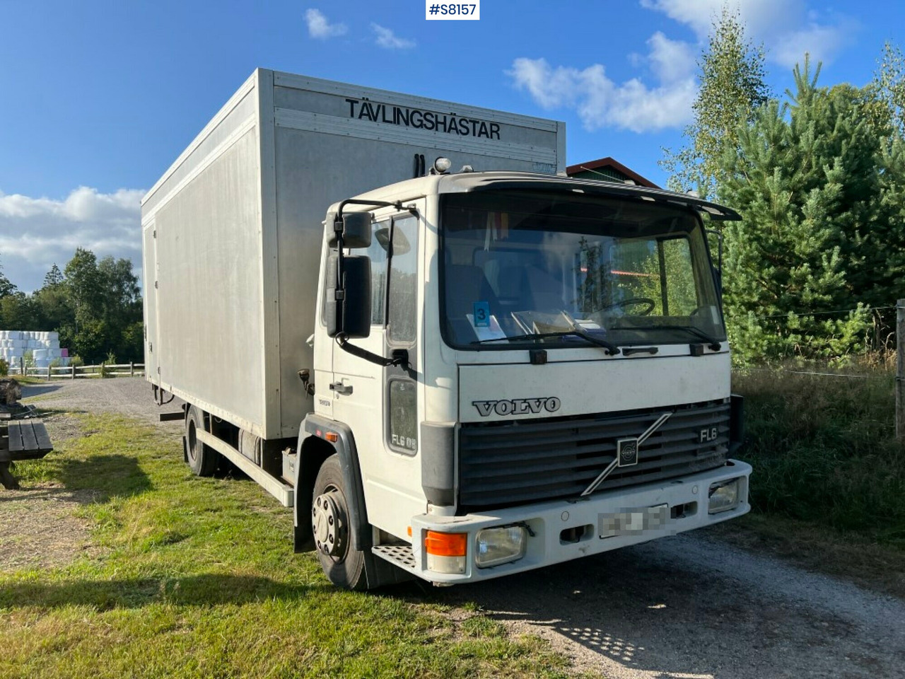 Rebuild boxtruck Volvo FL 608 to a horsetruck - SEE VIDEO - شاحنة نقل خيل: صور 1 Rebuild boxtruck Volvo FL 608 to a horsetruck - SEE VIDEO - شاحنة نقل خيل: صور 1