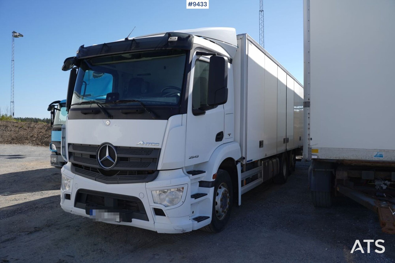 Refrigerated Box truck Mercedes Antos with tail lift (SEE VIDEO) - مبردة شاحنة: صور 1 Refrigerated Box truck Mercedes Antos with tail lift (SEE VIDEO) - مبردة شاحنة: صور 1