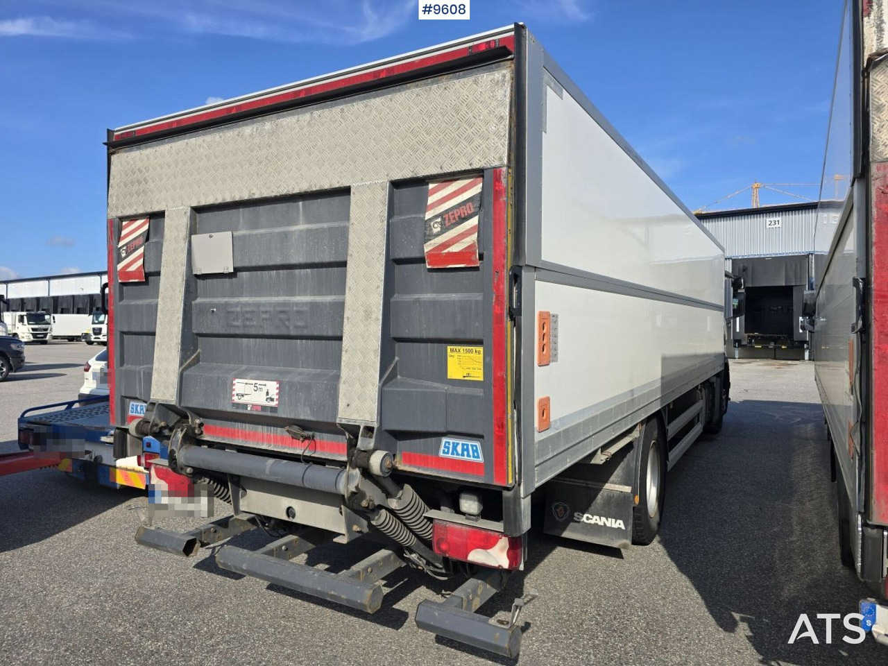 Scania P250 Liftable and lowerable body - بصندوق مغلق شاحنة: صور 3 Scania P250 Liftable and lowerable body - بصندوق مغلق شاحنة: صور 3