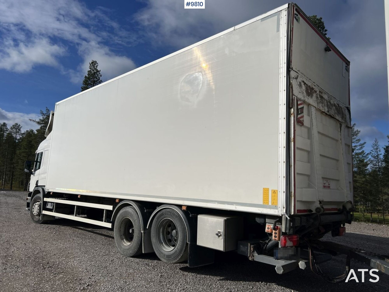 Scania P400 Box truck with tail lift - بصندوق مغلق شاحنة: صور 4 Scania P400 Box truck with tail lift - بصندوق مغلق شاحنة: صور 4