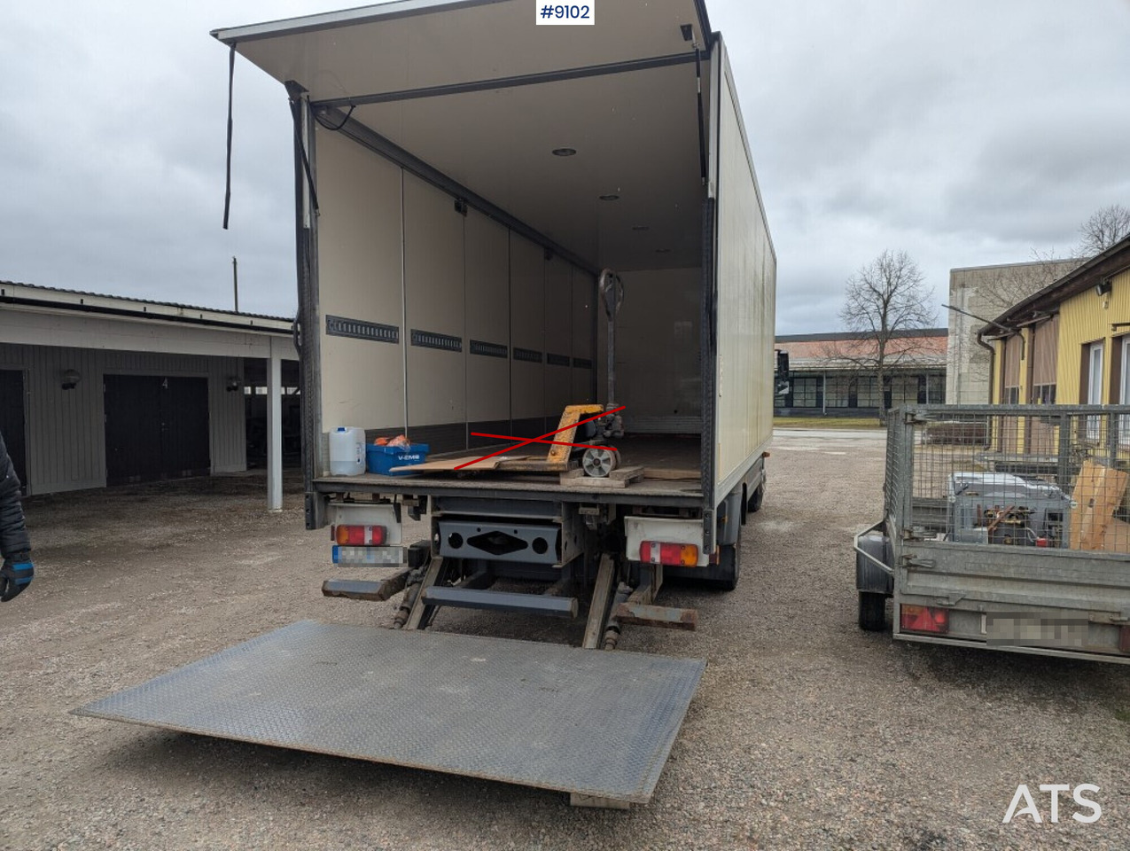 Skåpbil distribution Mercedes Benz 1224 L 4X2 - بصندوق مغلق شاحنة: صور 3 Skåpbil distribution Mercedes Benz 1224 L 4X2 - بصندوق مغلق شاحنة: صور 3