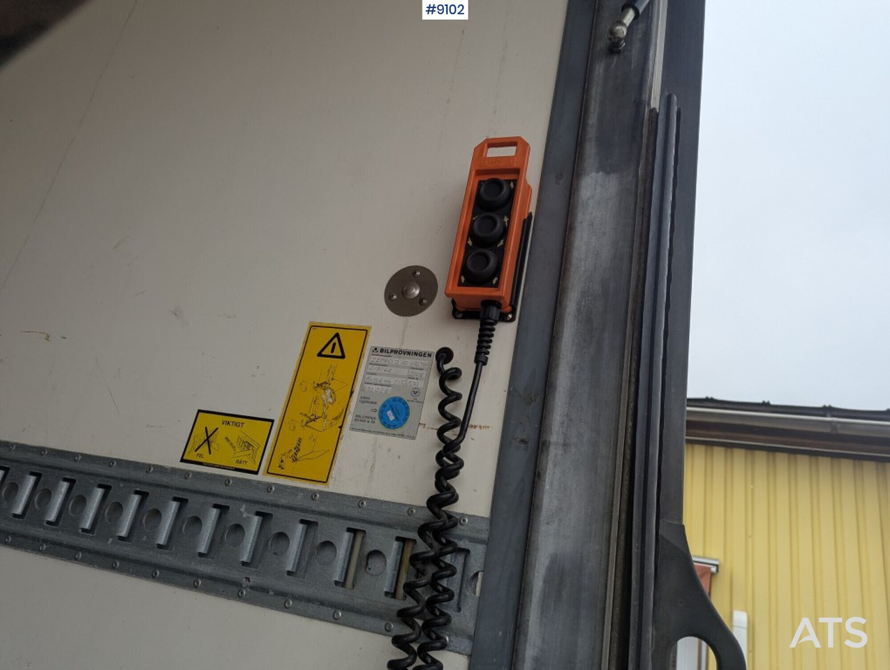 Skåpbil distribution Mercedes Benz 1224 L 4X2 - بصندوق مغلق شاحنة: صور 5 Skåpbil distribution Mercedes Benz 1224 L 4X2 - بصندوق مغلق شاحنة: صور 5
