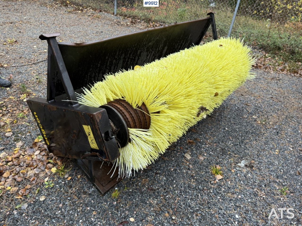 Sweeper Engcon SOP-SR1800-S60 - مكنسة: صور 5 Sweeper Engcon SOP-SR1800-S60 - مكنسة: صور 5