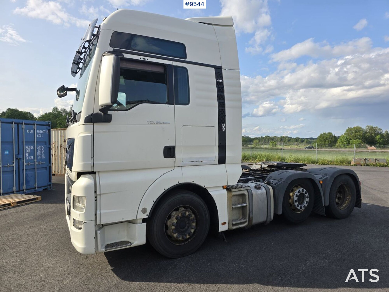 Tractor Unit MAN TGX 6x2 - شاحنة جرار: صور 1 Tractor Unit MAN TGX 6x2 - شاحنة جرار: صور 1