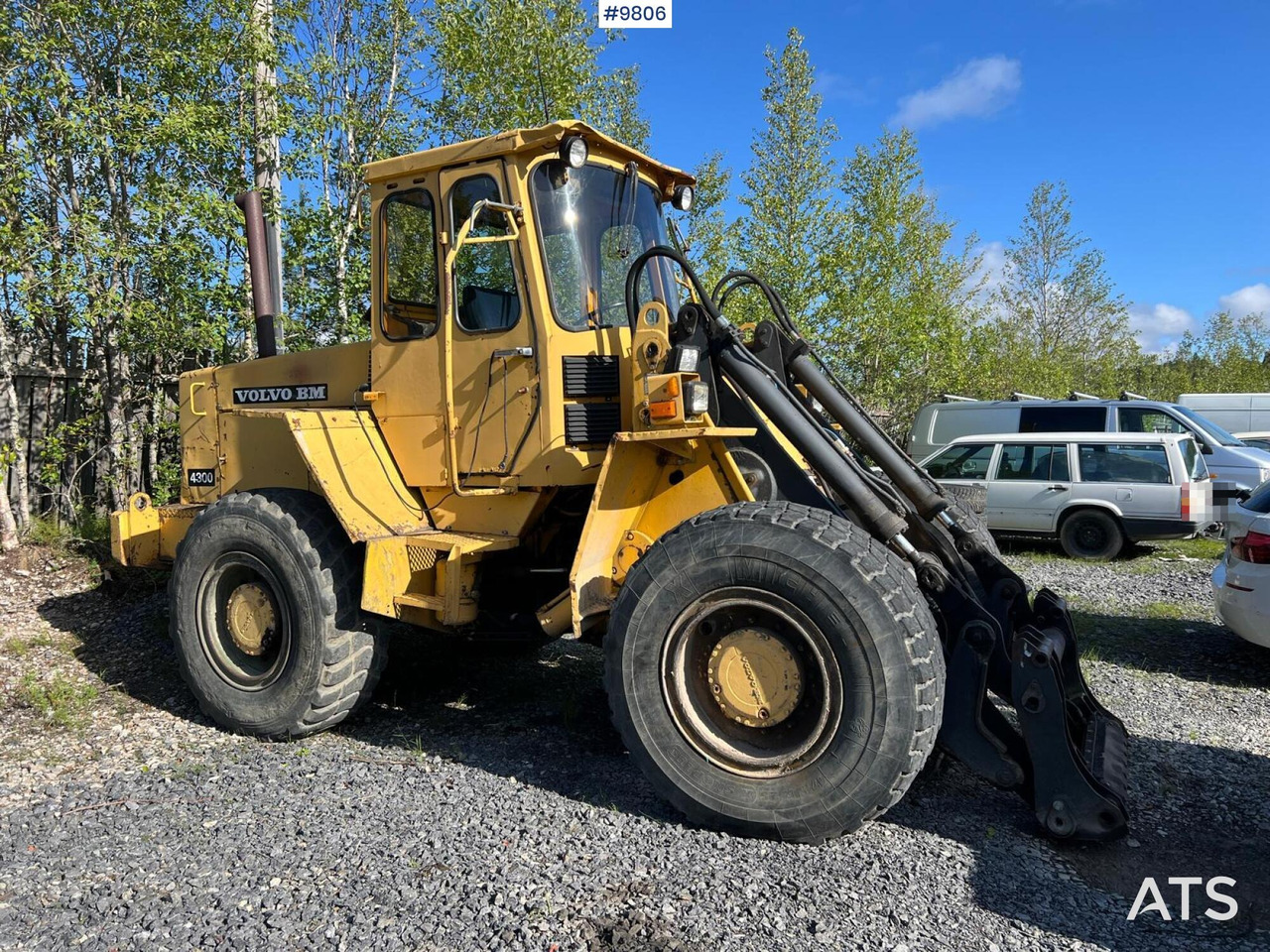 VOLVO BM 4300 Wheel Loader - اللودر بعجل: صور 2 VOLVO BM 4300 Wheel Loader - اللودر بعجل: صور 2