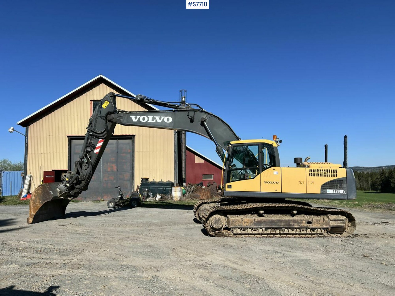 VOLVO EC 290 CL WITH DIGGING SYSTEM AND GEAR (SEE VIDEO) - حفارة: صور 2 VOLVO EC 290 CL WITH DIGGING SYSTEM AND GEAR (SEE VIDEO) - حفارة: صور 2