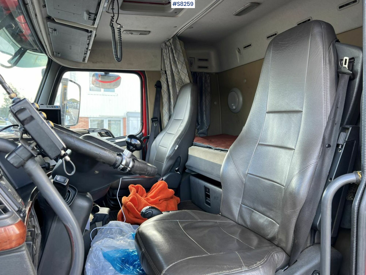 Volvo FH 480 Hook Truck, see video - شاحنة ذات الخطاف: صور 5 Volvo FH 480 Hook Truck, see video - شاحنة ذات الخطاف: صور 5