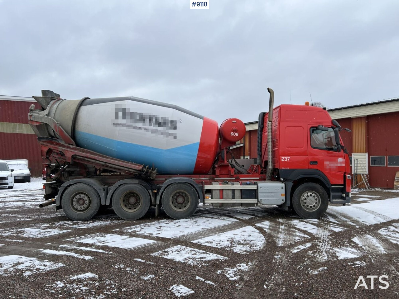 Volvo FM 8*4 Concrete truck - شاحنة خلاطة خرسانة: صور 3 Volvo FM 8*4 Concrete truck - شاحنة خلاطة خرسانة: صور 3