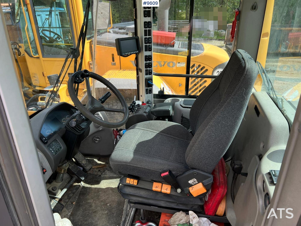 Volvo L90 G wheel loader - اللودر بعجل: صور 5 Volvo L90 G wheel loader - اللودر بعجل: صور 5