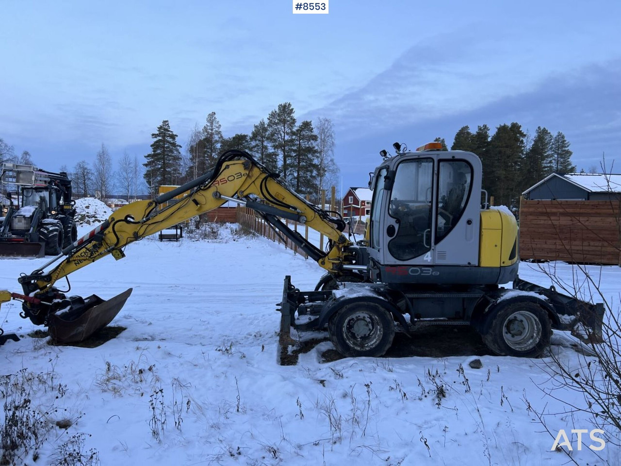 Wacker Neuson 9503 Wheeled excavator, wagon and gears - حفارة على عجلات: صور 3 Wacker Neuson 9503 Wheeled excavator, wagon and gears - حفارة على عجلات: صور 3