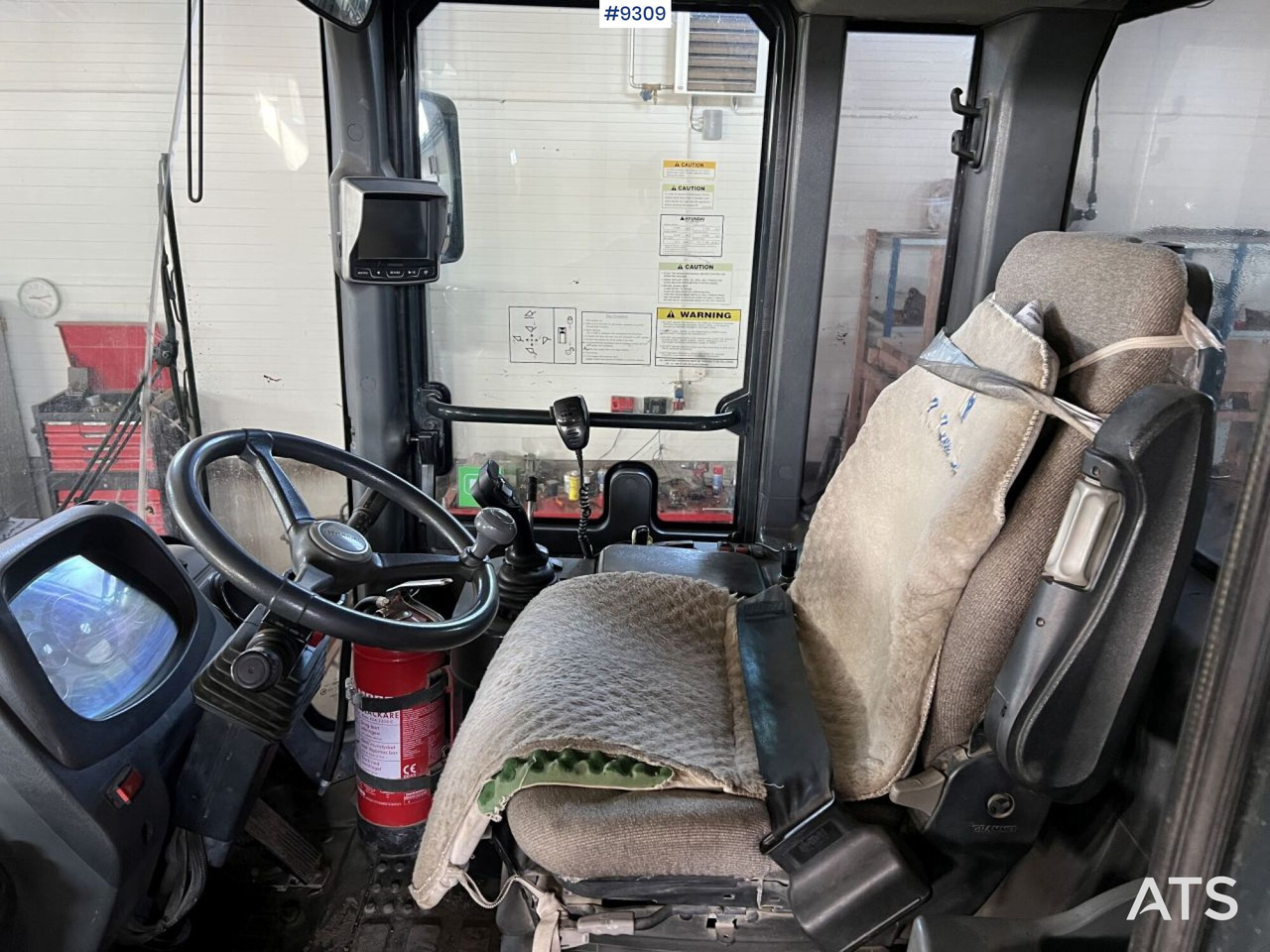 Wheel Loader Hyundai HL757TM-9 - اللودر بعجل: صور 5 Wheel Loader Hyundai HL757TM-9 - اللودر بعجل: صور 5