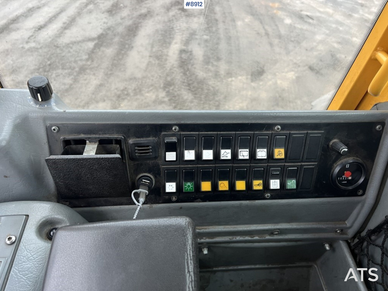 اللودر بعجل Wheel loader - Volvo L110E (SEE VIDEO): صور 36