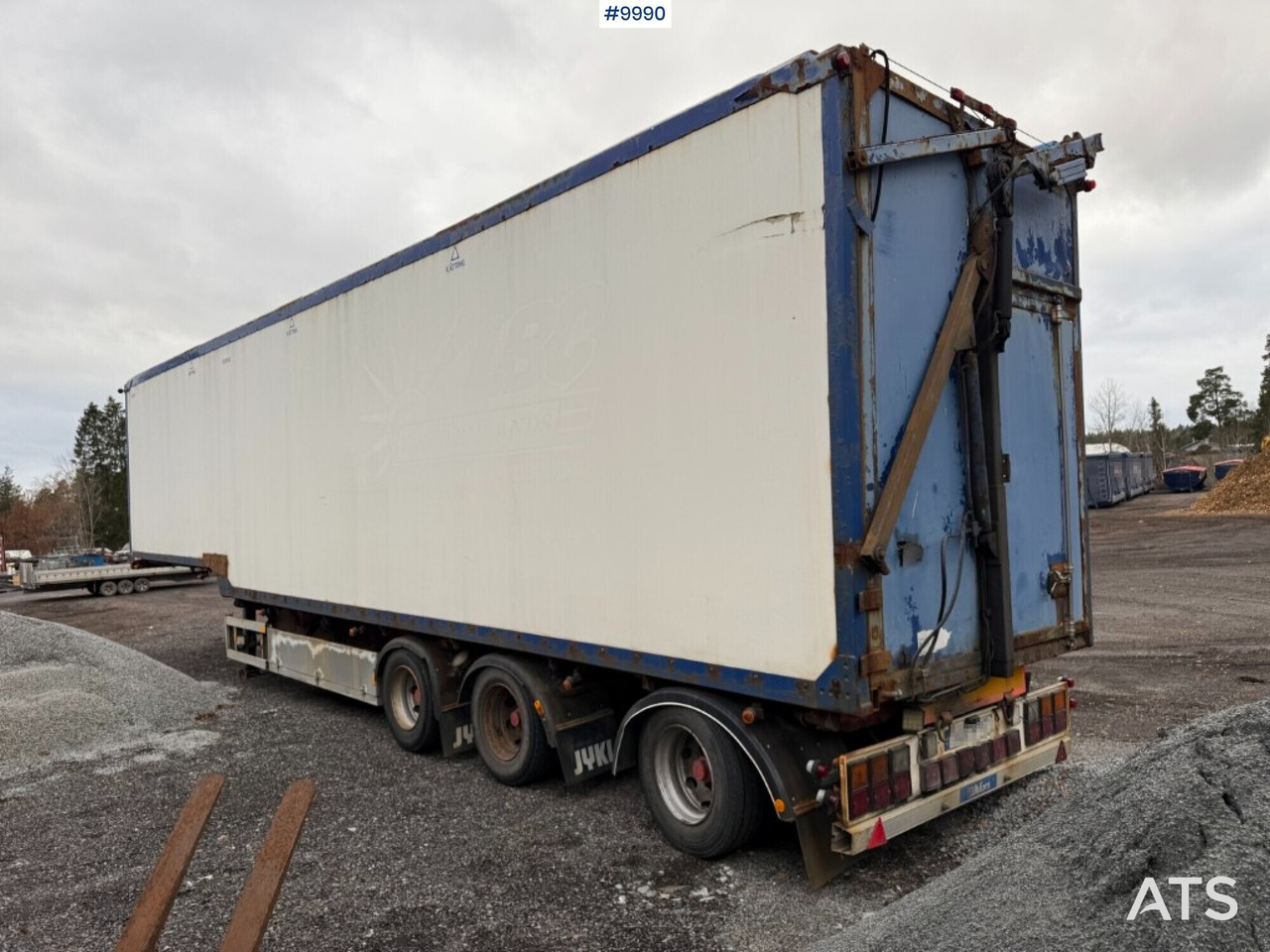 Wood chip trailer Kilafors TNRBM3CFTS-45-1 - قلابة نصف مقطورة: صور 5 Wood chip trailer Kilafors TNRBM3CFTS-45-1 - قلابة نصف مقطورة: صور 5