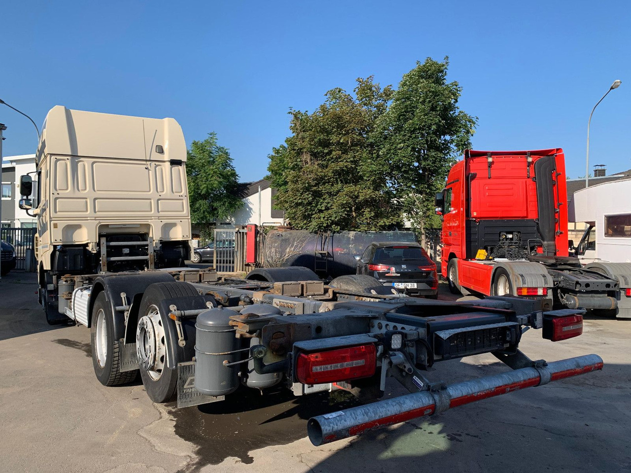 DAF XF 480 SSC LL BDF *Retader/2xTank/ACC/Lift/AHK - الشاسيه شاحنة: صور 4 DAF XF 480 SSC LL BDF *Retader/2xTank/ACC/Lift/AHK - الشاسيه شاحنة: صور 4