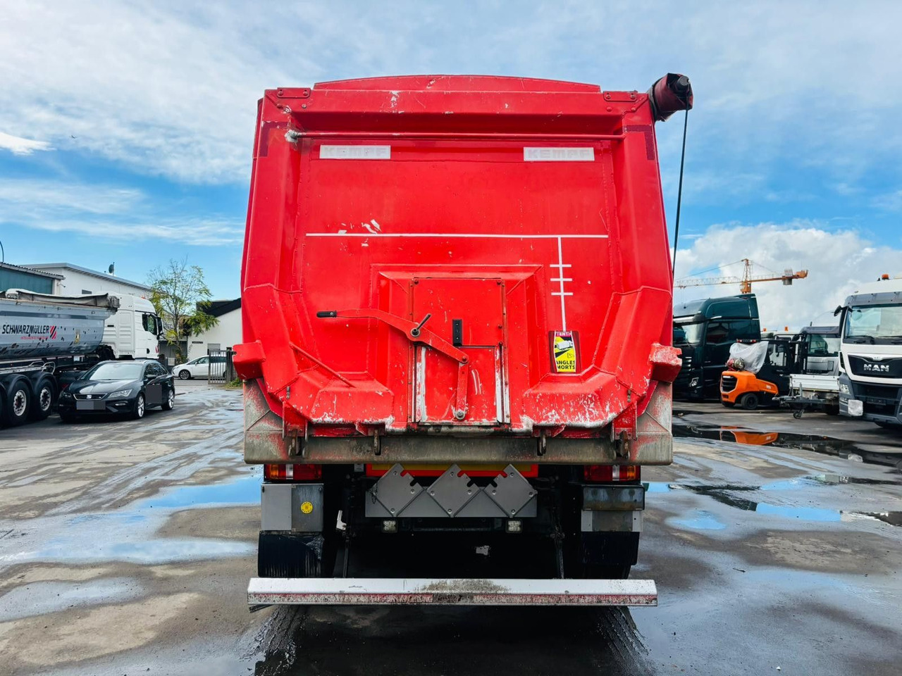 Kempf SKM 35/3 Aluminium *31m³/1xSchieber/1.Lift/Alcoa - قلابة نصف مقطورة: صور 4 Kempf SKM 35/3 Aluminium *31m³/1xSchieber/1.Lift/Alcoa - قلابة نصف مقطورة: صور 4