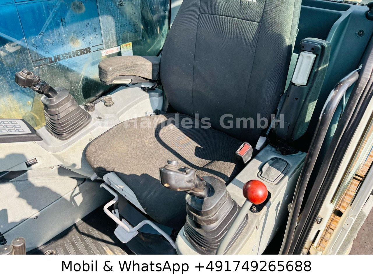 حفارات زحافة Liebherr R926 Compact *Oilquick/Verstellausleger: صور 24