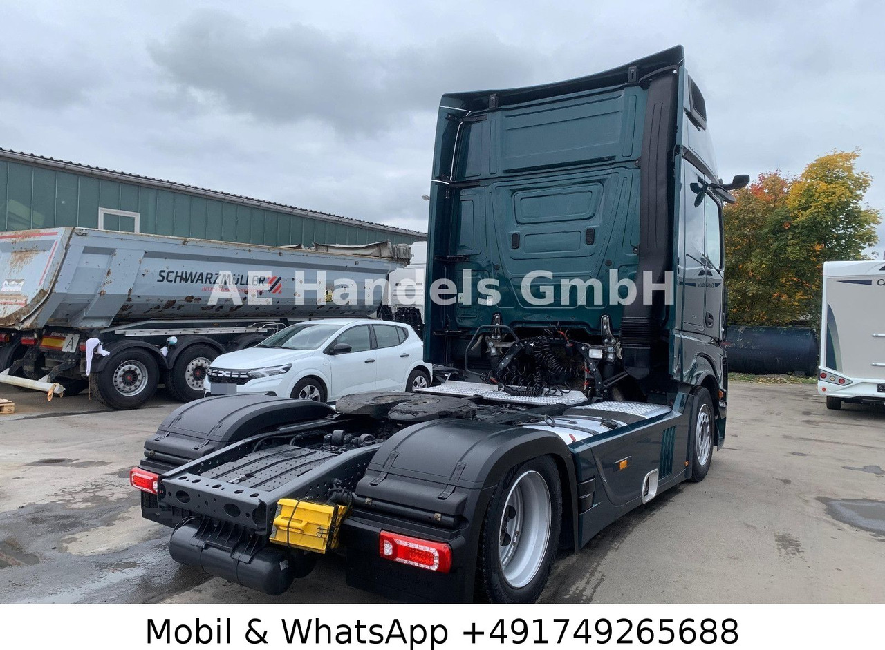 Mercedes-Benz Actros V 1843 L LL LowDeck *Retarder/ACC/2xTank - شاحنة جرار: صور 3 Mercedes-Benz Actros V 1843 L LL LowDeck *Retarder/ACC/2xTank - شاحنة جرار: صور 3