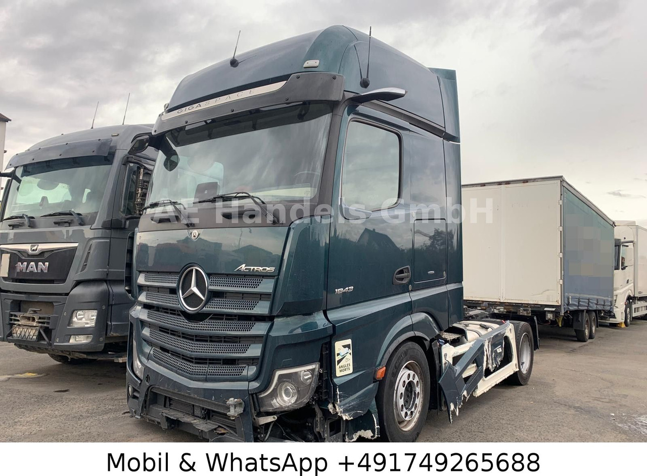 Mercedes-Benz Actros V 1843 L LL LowDeck *Retarder/ACC/2xTank - شاحنة جرار: صور 1 Mercedes-Benz Actros V 1843 L LL LowDeck *Retarder/ACC/2xTank - شاحنة جرار: صور 1