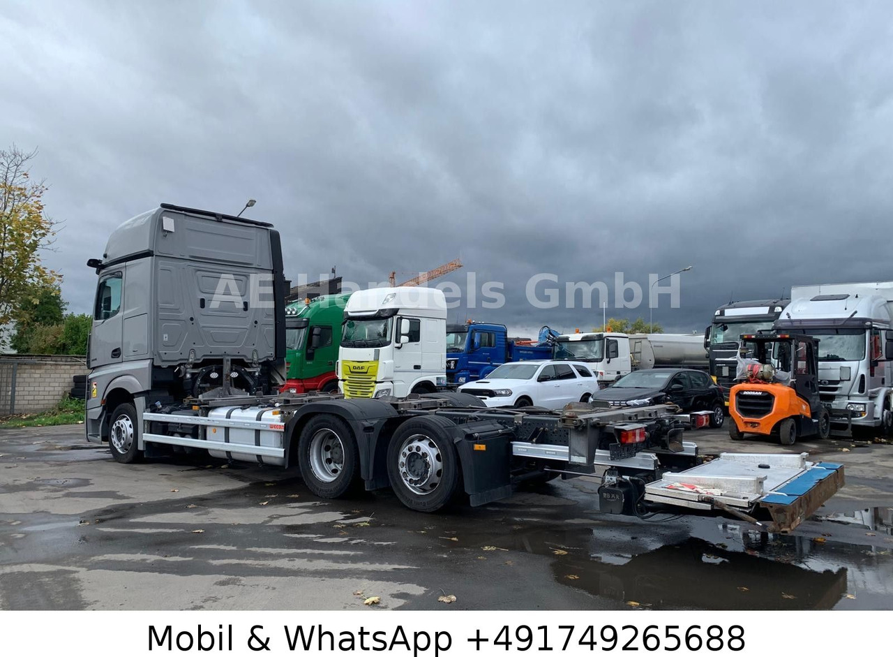 Mercedes-Benz Actros V 2545 GigaSpace BDF LL*Retarder/LBW/L+L - شاحنات الحاويات/ جسم علوي قابل للتغيير شاحنة: صور 2 Mercedes-Benz Actros V 2545 GigaSpace BDF LL*Retarder/LBW/L+L - شاحنات الحاويات/ جسم علوي قابل للتغيير شاحنة: صور 2