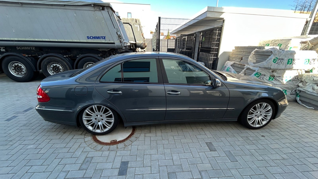 Mercedes-Benz E 350 ELEGANCE *Sport/Harman/Desingo/Massage/PDC - سيارة: صور 2 Mercedes-Benz E 350 ELEGANCE *Sport/Harman/Desingo/Massage/PDC - سيارة: صور 2
