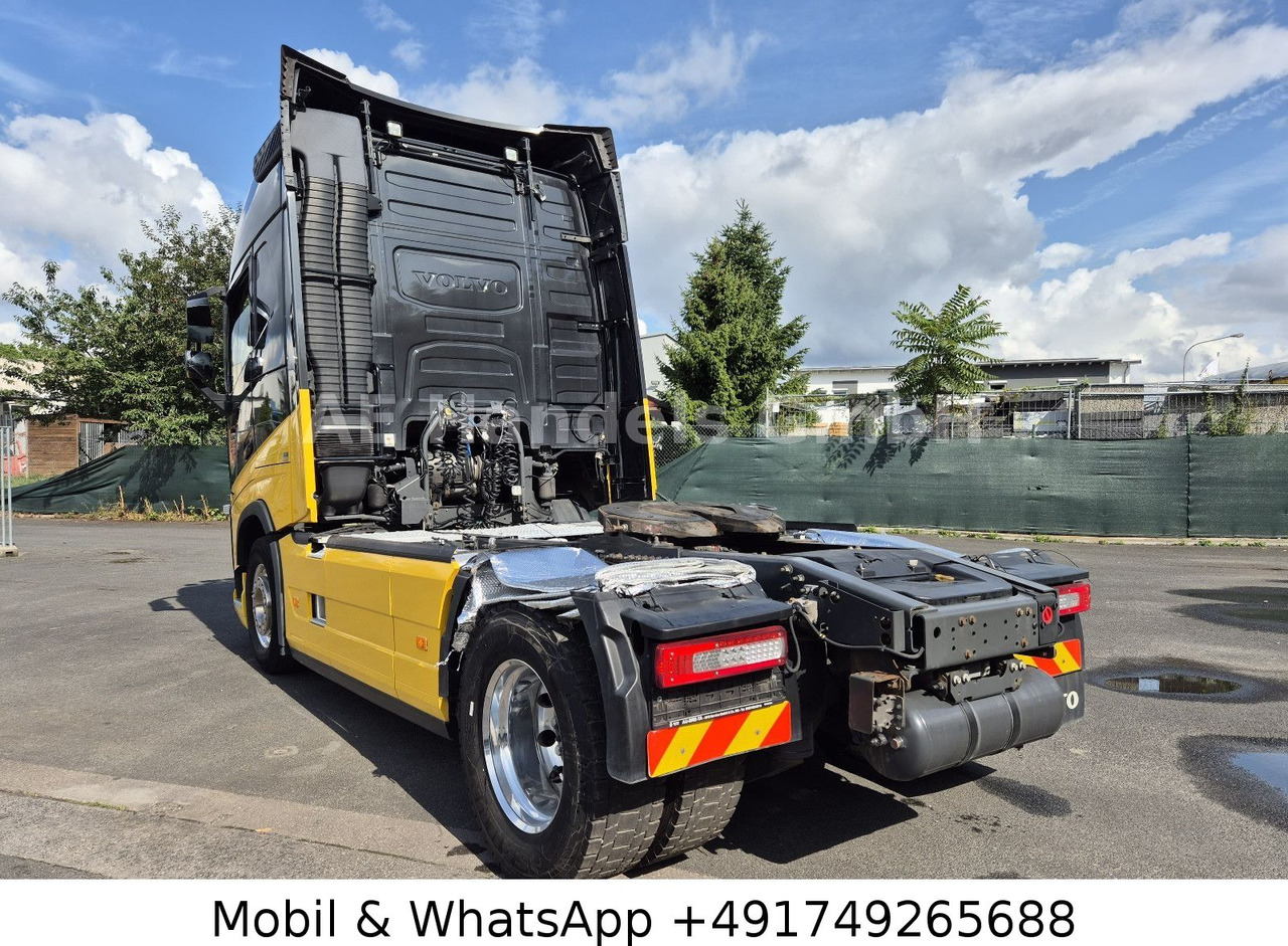 Volvo FH 500 Globe*Retarder/Standklima/ACC/Vollspoiler - شاحنة جرار: صور 5 Volvo FH 500 Globe*Retarder/Standklima/ACC/Vollspoiler - شاحنة جرار: صور 5