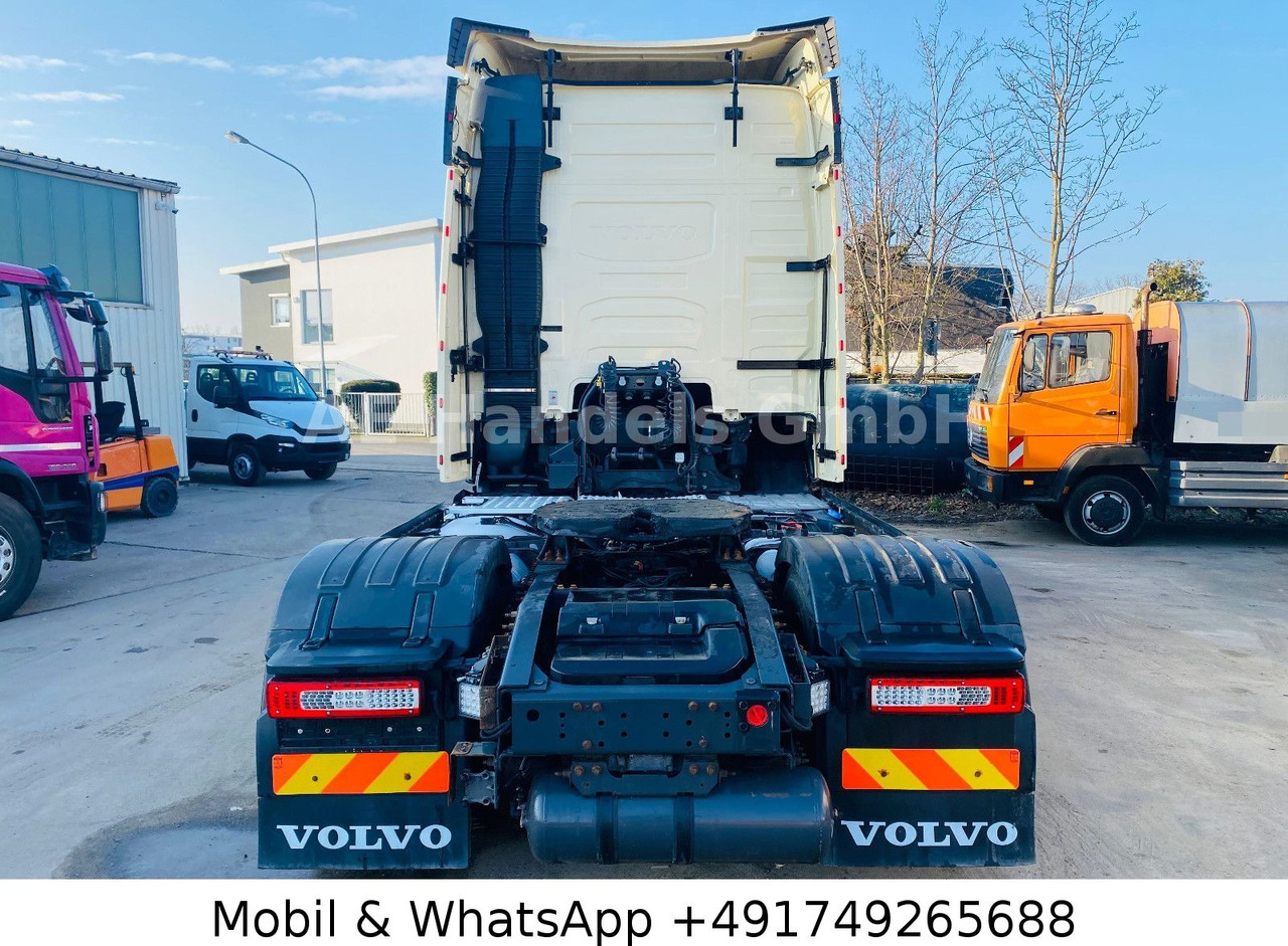 Volvo FH 540 Globe BL I-Shift Dual*VEB/2-KreisHydr/ACC - شاحنة جرار: صور 4 Volvo FH 540 Globe BL I-Shift Dual*VEB/2-KreisHydr/ACC - شاحنة جرار: صور 4
