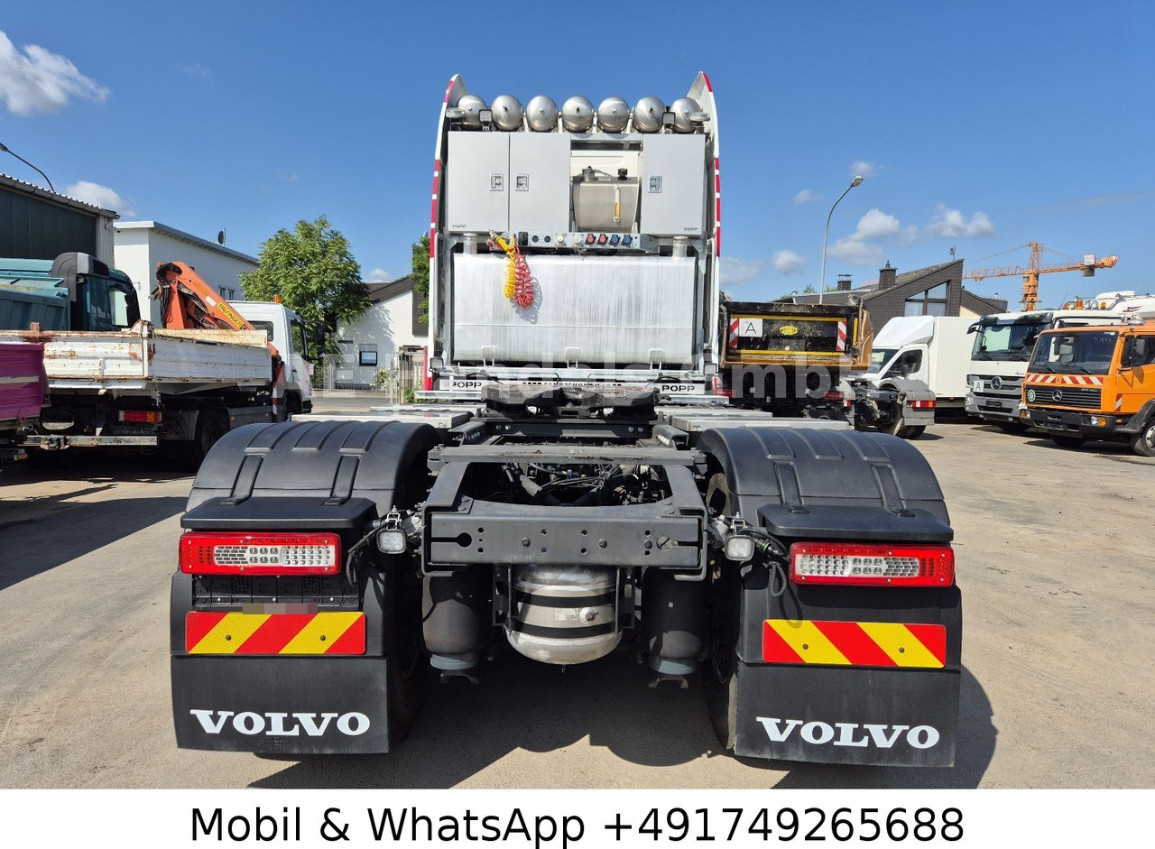 Volvo FH 750 Globe XL LL 8x4 *Retarder/Turbo-Compound - شاحنة جرار: صور 5 Volvo FH 750 Globe XL LL 8x4 *Retarder/Turbo-Compound - شاحنة جرار: صور 5