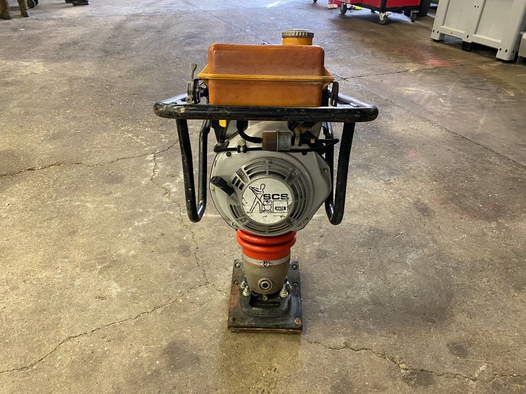 Dynapac LT 800 - صفائح اهتزازية: صور 2 Dynapac LT 800 - صفائح اهتزازية: صور 2