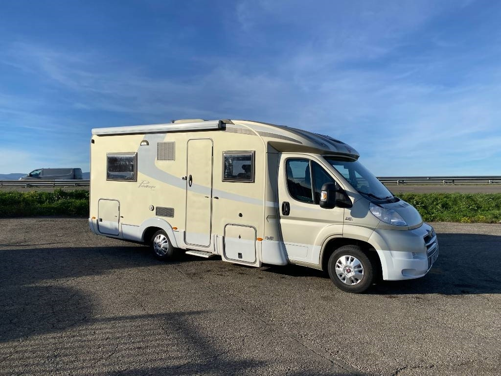 Fiat BURSTNER Privilège T615-DUCATO 130 M/Jet endommagé - موتر هوم شبه متكامل: صور 3 Fiat BURSTNER Privilège T615-DUCATO 130 M/Jet endommagé - موتر هوم شبه متكامل: صور 3