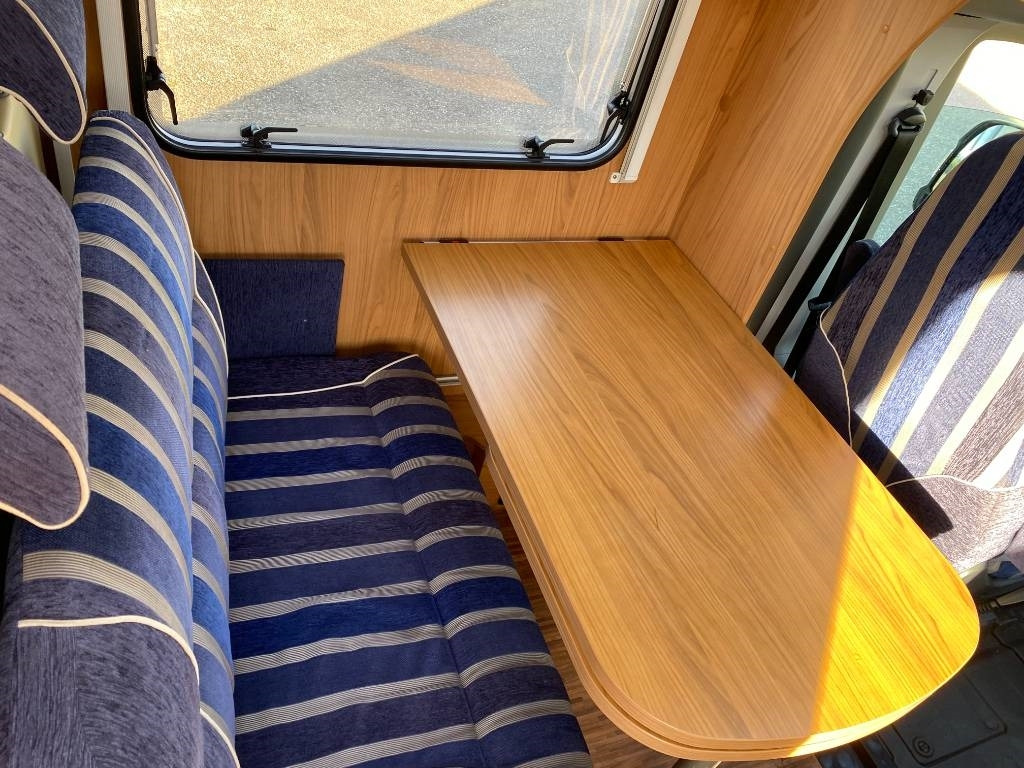 موتر هوم شبه متكامل Fiat BURSTNER Privilège T615-DUCATO 130 M/Jet endommagé: صور 50