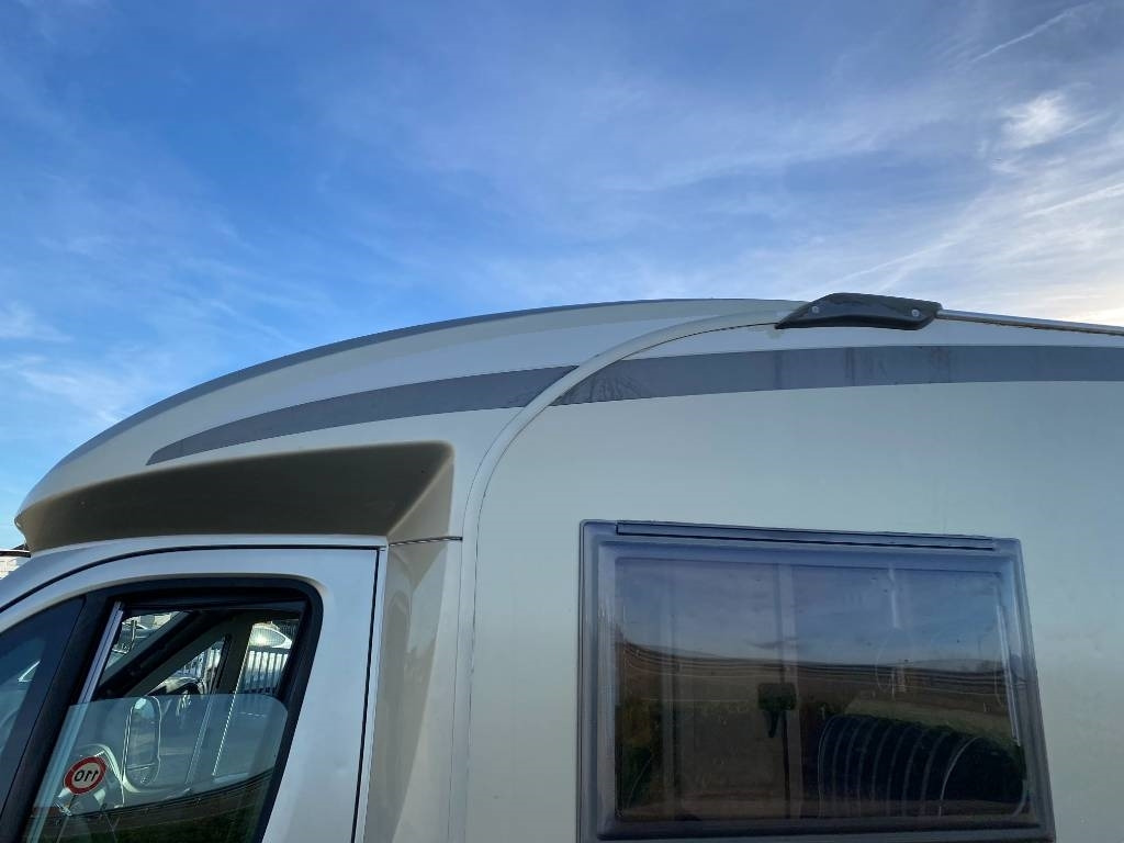 موتر هوم شبه متكامل Fiat BURSTNER Privilège T615-DUCATO 130 M/Jet endommagé: صور 30