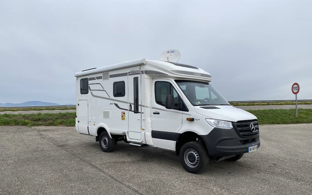 Hymer ML-T 570 -Mercedes 419 CDI 190 4x4 1er Main - موتر هوم شبه متكامل: صور 3 Hymer ML-T 570 -Mercedes 419 CDI 190 4x4 1er Main - موتر هوم شبه متكامل: صور 3