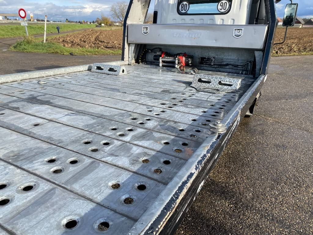 سيارة السحب للتصليح Isuzu P75-S2/MONZA 1er Main Carte grise Française: صور 25 سيارة السحب للتصليح Isuzu P75-S2/MONZA 1er Main Carte grise Française: صور 25