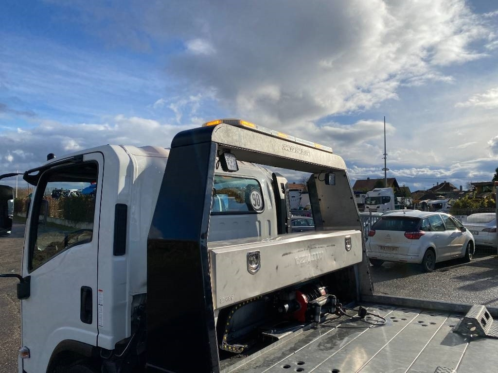 سيارة السحب للتصليح Isuzu P75-S2/MONZA 1er Main Carte grise Française: صور 47 سيارة السحب للتصليح Isuzu P75-S2/MONZA 1er Main Carte grise Française: صور 47