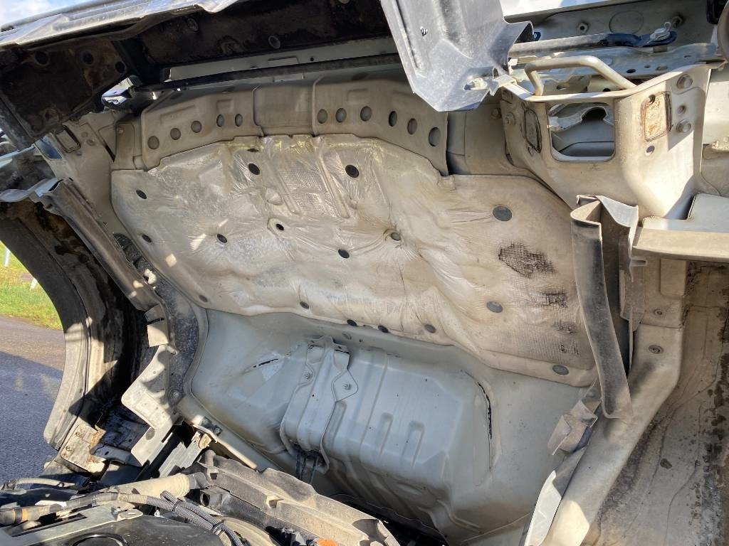 سيارة السحب للتصليح Isuzu P75-S2/MONZA 1er Main Carte grise Française: صور 41 سيارة السحب للتصليح Isuzu P75-S2/MONZA 1er Main Carte grise Française: صور 41