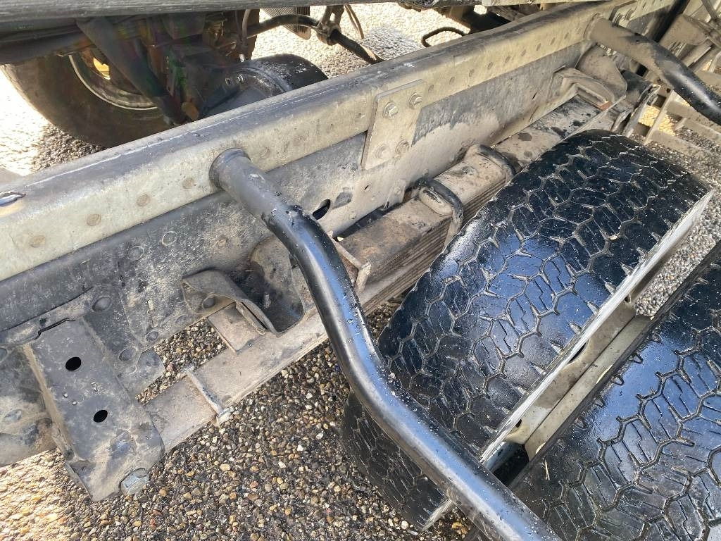 سيارة السحب للتصليح Isuzu P75-S2/MONZA 1er Main Carte grise Française: صور 32 سيارة السحب للتصليح Isuzu P75-S2/MONZA 1er Main Carte grise Française: صور 32