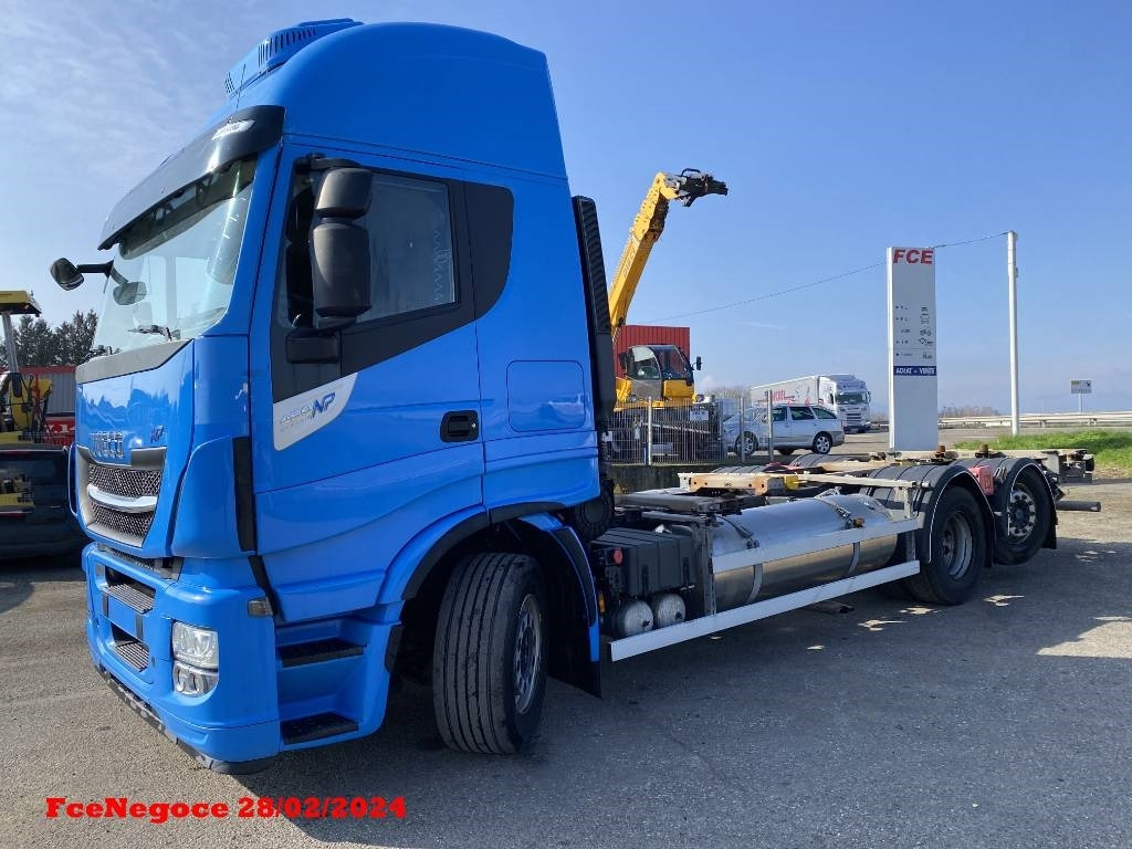 Iveco STRALIS 460NP LNG RETARDER - شاحنات الحاويات/ جسم علوي قابل للتغيير شاحنة: صور 1 Iveco STRALIS 460NP LNG RETARDER - شاحنات الحاويات/ جسم علوي قابل للتغيير شاحنة: صور 1