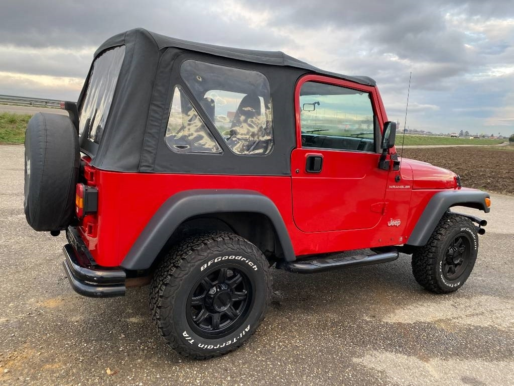 Jeep WRANGLER 2.5i 118 Véhicule d'Origine Française - سيارة دفع رباعي: صور 4 Jeep WRANGLER 2.5i 118 Véhicule d'Origine Française - سيارة دفع رباعي: صور 4