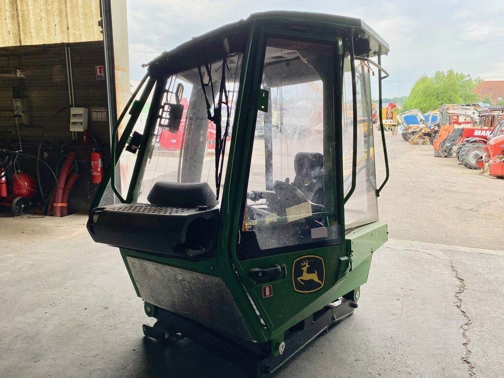 الكبائن - شاحنة John Deere SERIE 10: صور 6