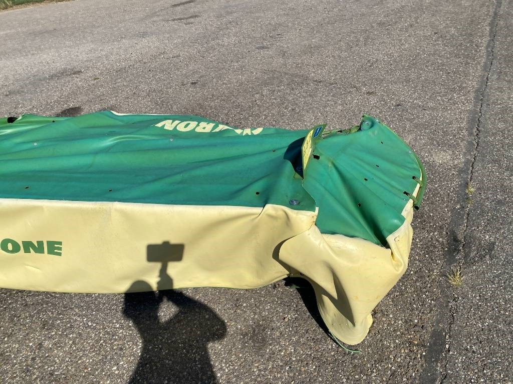 جزازة Krone EASY CUT R360 endommagé: صور 22