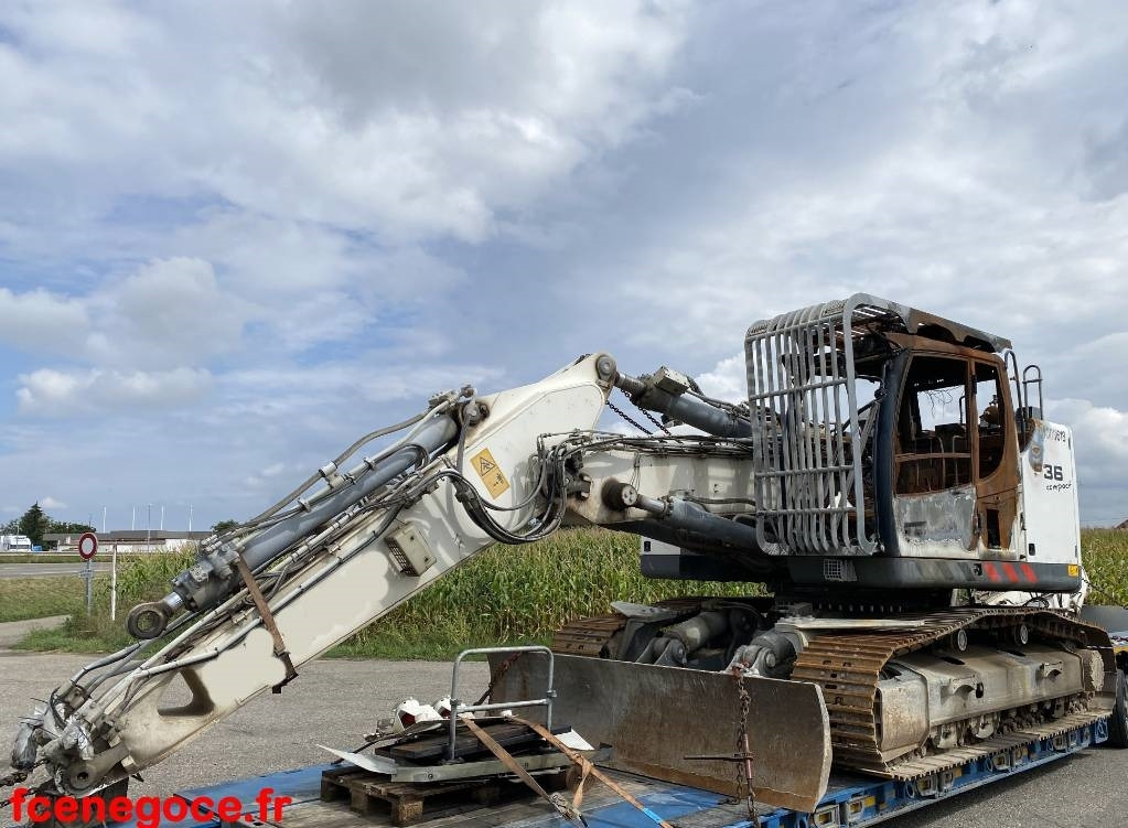 Liebherr R936 COMPACT NLC / Origine Française - حفارات زحافة: صور 1 Liebherr R936 COMPACT NLC / Origine Française - حفارات زحافة: صور 1