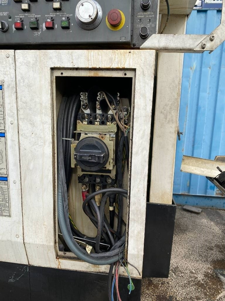 الآلات والماكينات الزراعية Mazak / Yamazaki FLEX-GL 200N-MLTPLX 630 1er Main: صور 27 الآلات والماكينات الزراعية Mazak / Yamazaki FLEX-GL 200N-MLTPLX 630 1er Main: صور 27