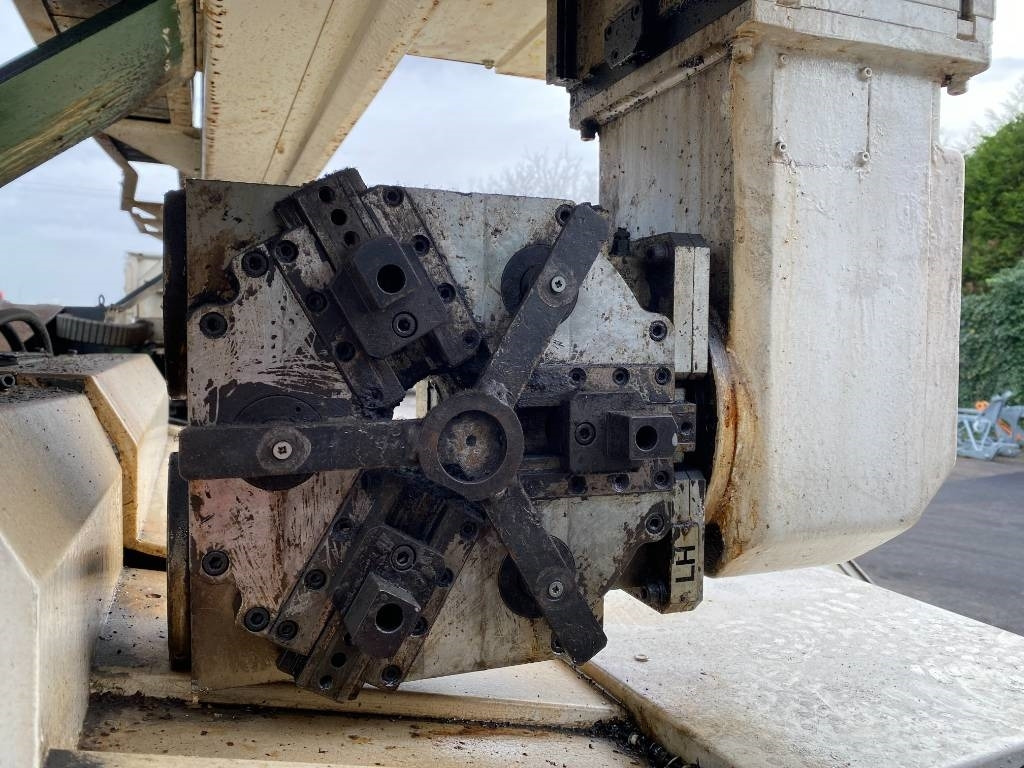 الآلات والماكينات الزراعية Mazak / Yamazaki FLEX-GL 200N-MLTPLX 630 1er Main: صور 13 الآلات والماكينات الزراعية Mazak / Yamazaki FLEX-GL 200N-MLTPLX 630 1er Main: صور 13